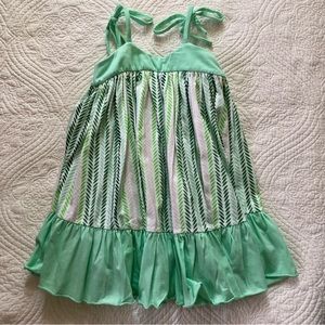 Omi Jo Leafy Green Tunic size 5 VGUC